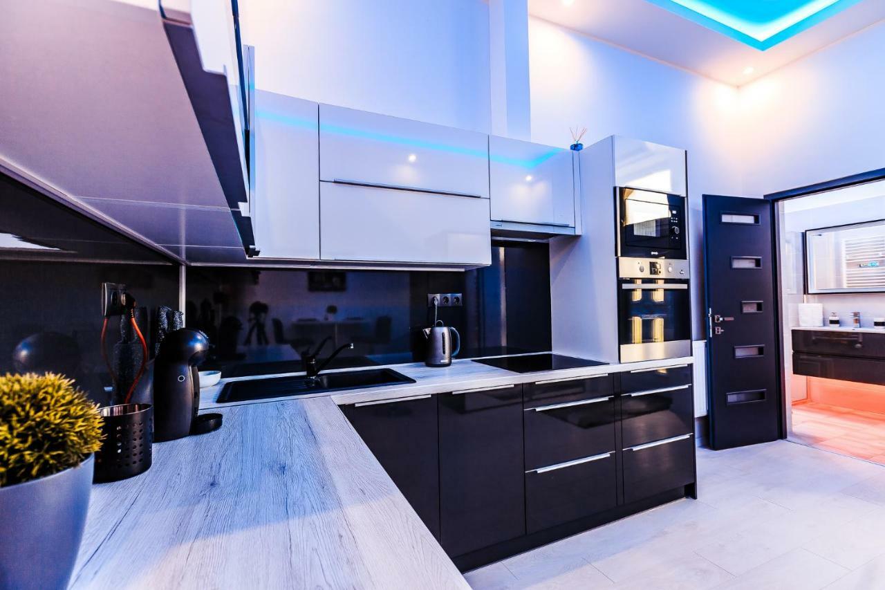 Luxury Smart Apartments Szeged Exterior photo
