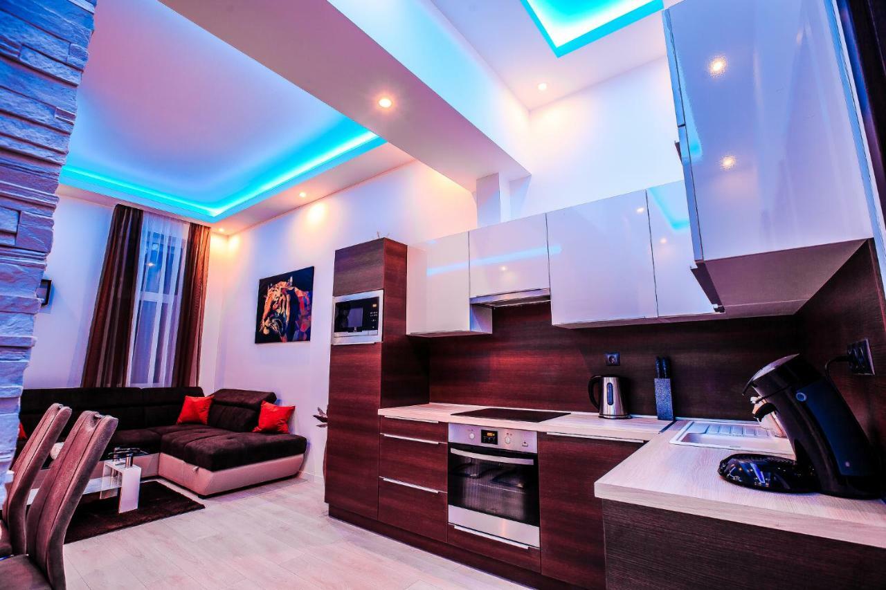 Luxury Smart Apartments Szeged Exterior photo